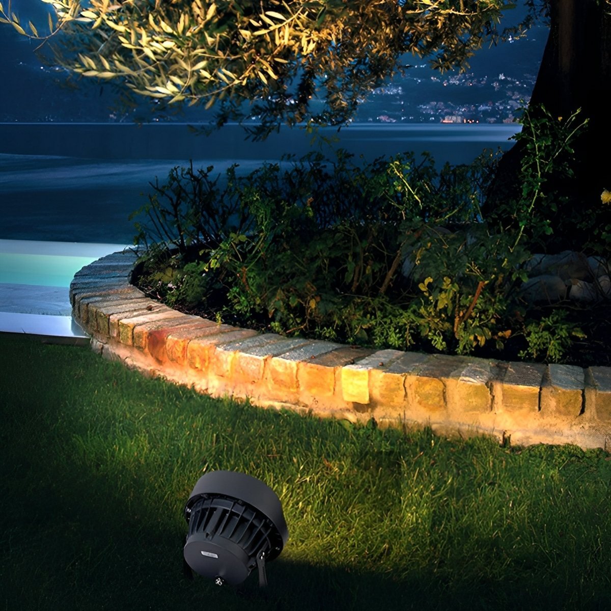 Waterproof Unique Outdoor Spotlight Lighting Tree Light Wall Light